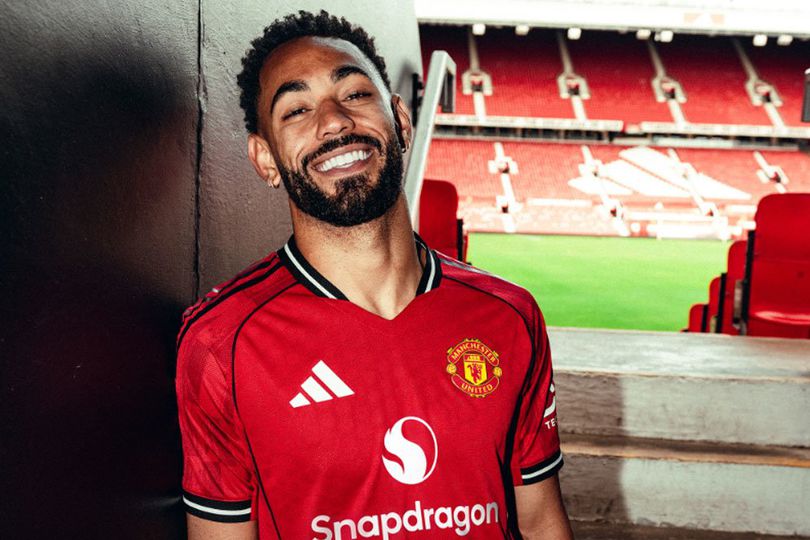 Transfer Resmi MU Musim Panas 2025/2026: In dan Out