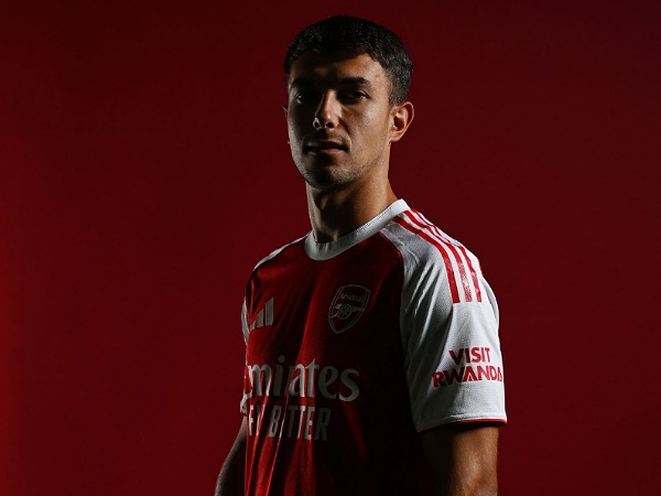 Zubimendi Resmi ke Arsenal Hasil lengkap dari Permainan olahraga Anda tersedia di ROKETSLOT